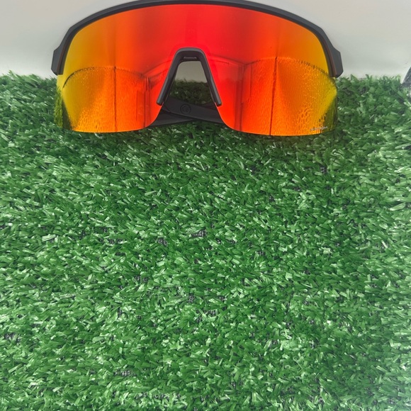 Oakley Sutro Lite Sunglasses - Picture 1 of 13